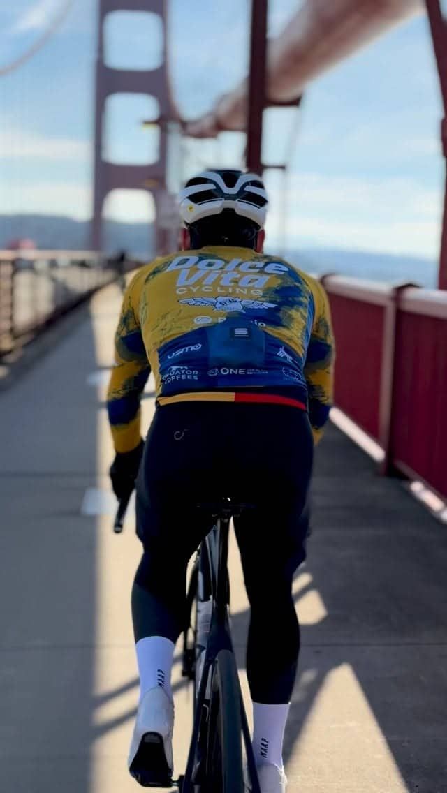 📣 Team President @defeomike Says… CAMP TIME! 🚴♂️🔥
Calling ALL Dolces to Winter Team Camp in beautiful Santa Cruz, CA this MLK Weekend 🌊⛰️
Expect challenging routes, big miles, and bigger legs—
200+ miles
20k+ ft of elevation
This is the pressure test. Off-season work meets real roads. Strap up. Lock in.
See you in Santa Cruz—let’s set the tone for the season. 💪🚴♂️🔥
@equatorcoffees @letrigo_official @pinkpuffinbicycles @hummingbirdfuels @redwoodcyclehouse @clubhousevelo @achieveptc @cassette_fit_studio
Vid cred: @j__yates
#bayareacycling #critracing #groupride #cycling #sanfrancisco #northerncalifornia #crit #racing #roadbike